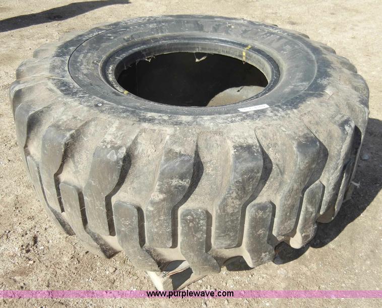 image for item C4169 20.5-25 wheel loader tire