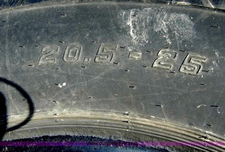 image for item C4169 20.5-25 wheel loader tire
