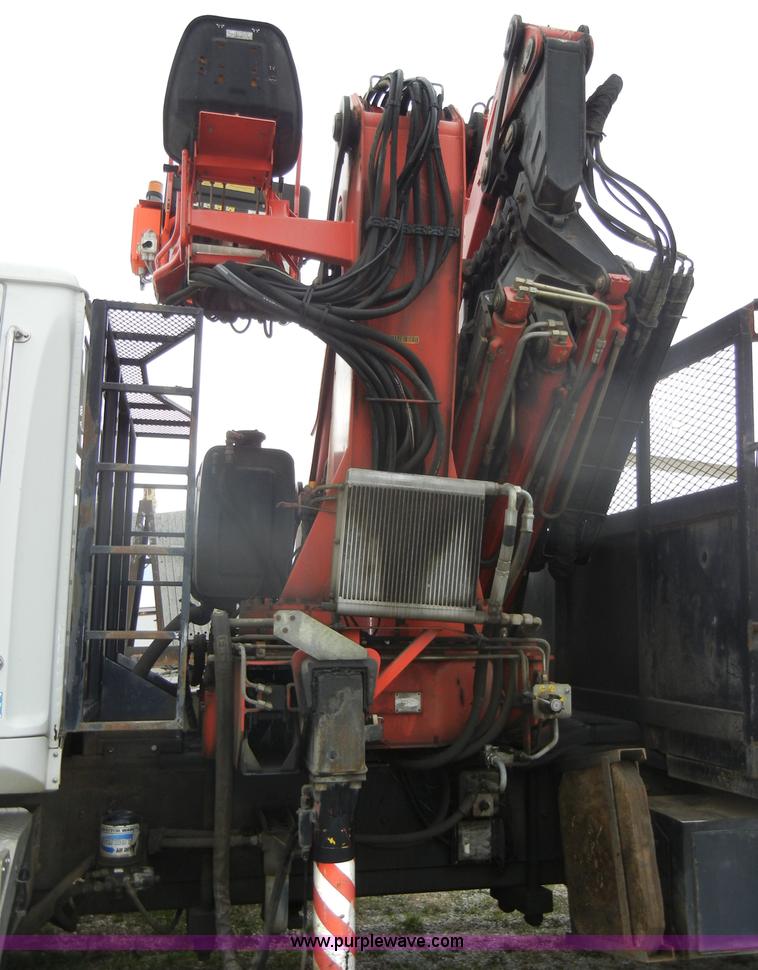 image for item C4207 2004 Western Star 4900SA crane truck