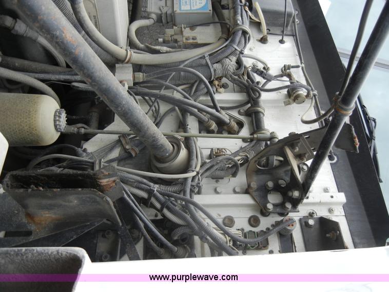 image for item C4207 2004 Western Star 4900SA crane truck