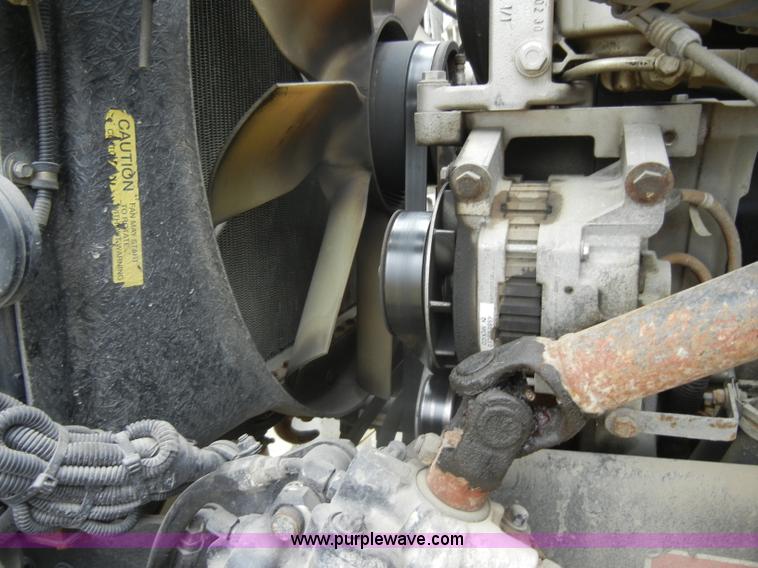 image for item C4207 2004 Western Star 4900SA crane truck