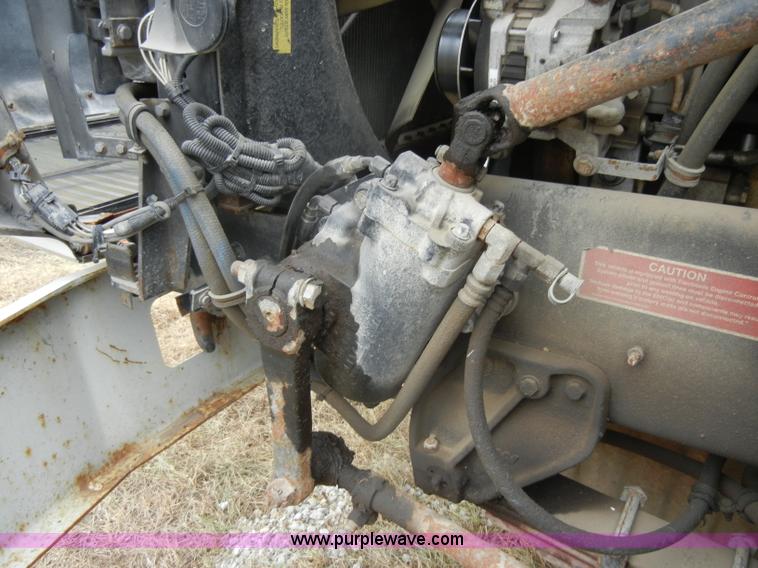 image for item C4207 2004 Western Star 4900SA crane truck