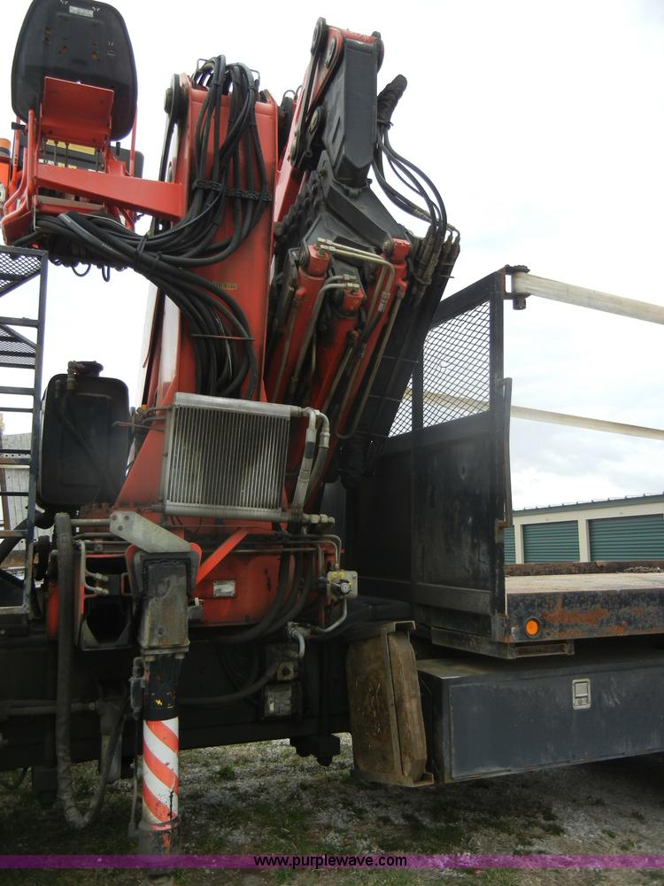 image for item C4207 2004 Western Star 4900SA crane truck