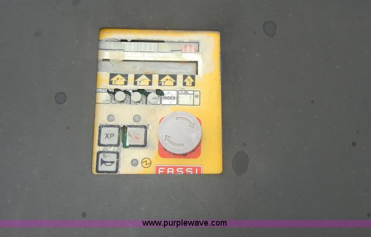 image for item C4207 2004 Western Star 4900SA crane truck