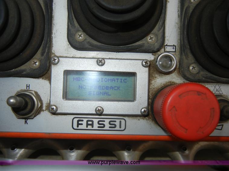 image for item C4207 2004 Western Star 4900SA crane truck