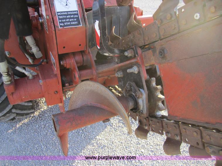 image for item C5218 2004 Ditch Witch 3700DD trencher