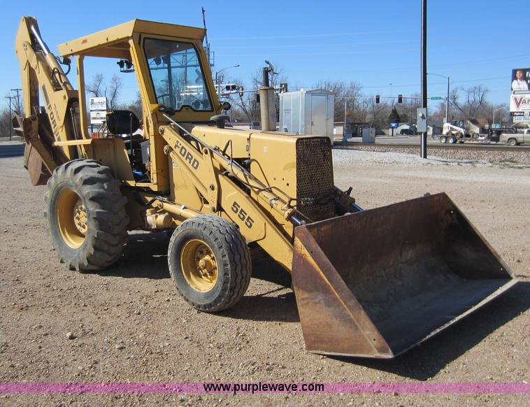 image for item C5338 Ford 555 backhoe