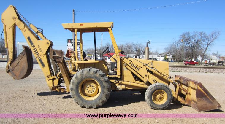 image for item C5338 Ford 555 backhoe