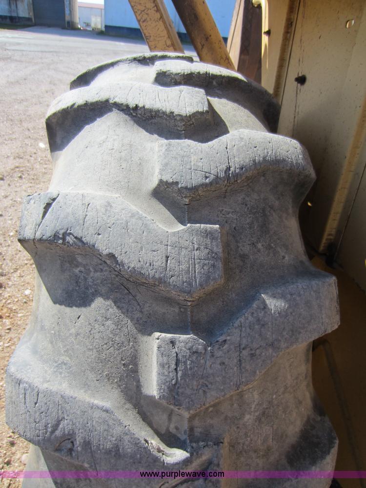 image for item C5338 Ford 555 backhoe