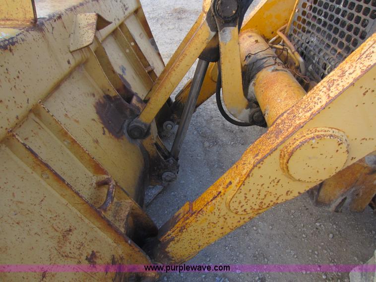 image for item C5345 1991 John Deere 510D backhoe