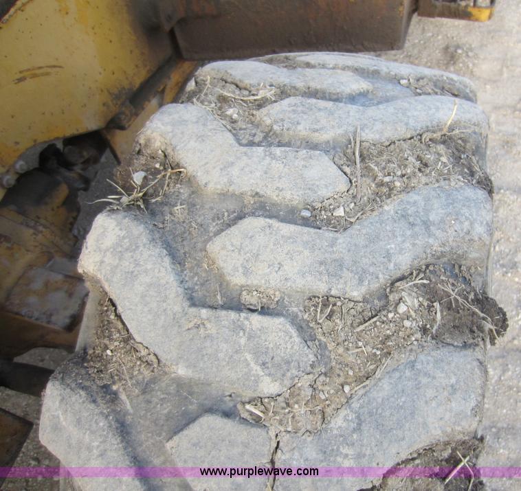 image for item C5345 1991 John Deere 510D backhoe