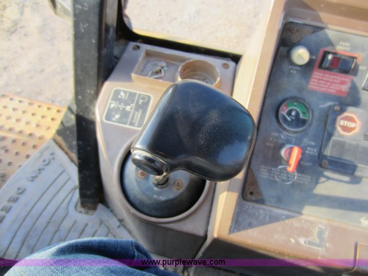 image for item C5345 1991 John Deere 510D backhoe