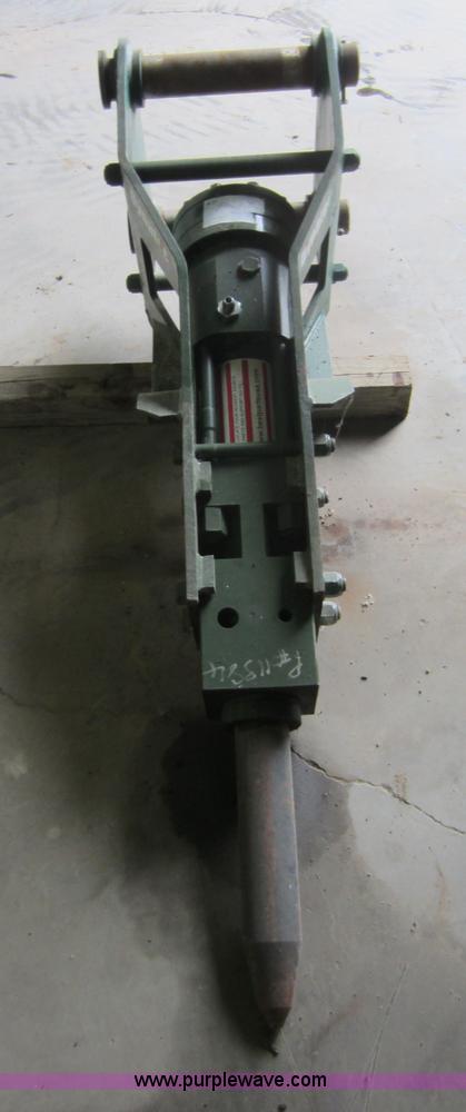 image for item C5349 2010 Dynatec S1B1250 hydraulic impact hammer