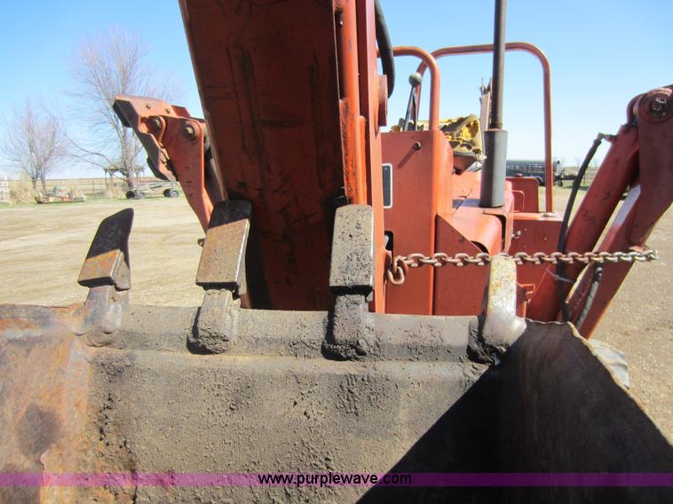 image for item C5356 Ditch Witch 4010 trencher/backhoe