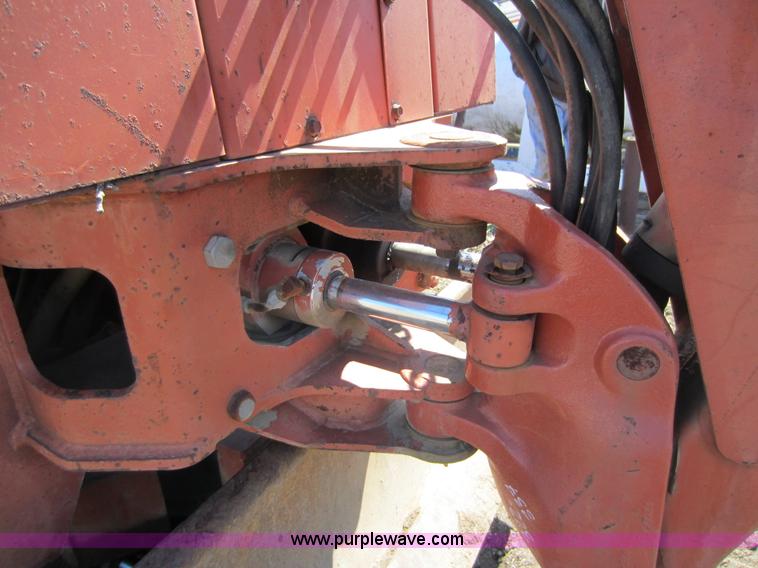 image for item C5356 Ditch Witch 4010 trencher/backhoe