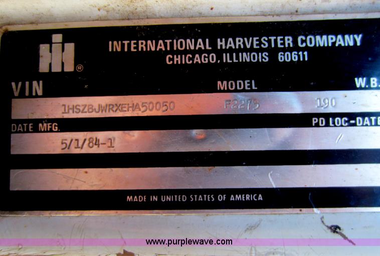 image for item C5357 1984 International F2275 vac truck