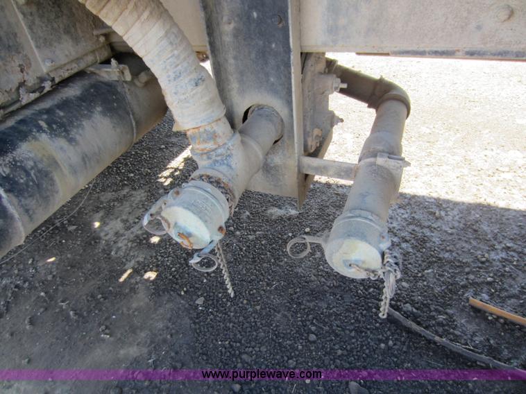 image for item C5357 1984 International F2275 vac truck