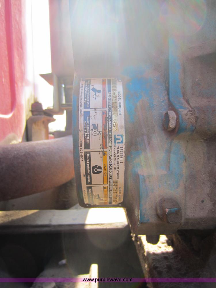 image for item C5357 1984 International F2275 vac truck