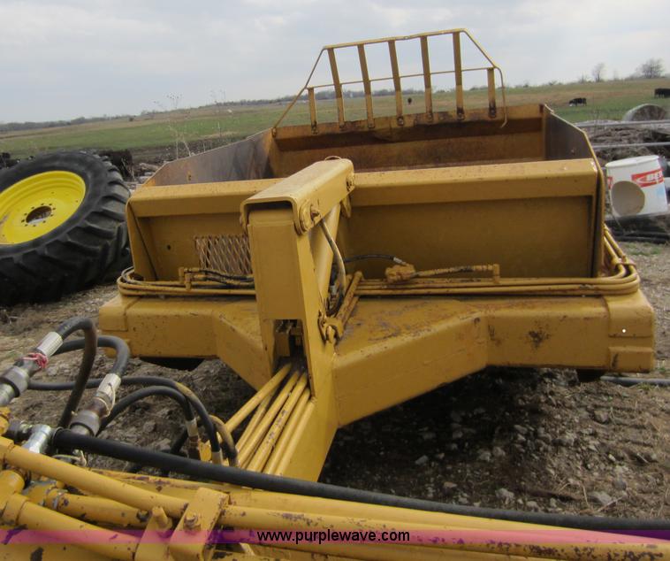 image for item C5360 Reynolds 10C dirt pan