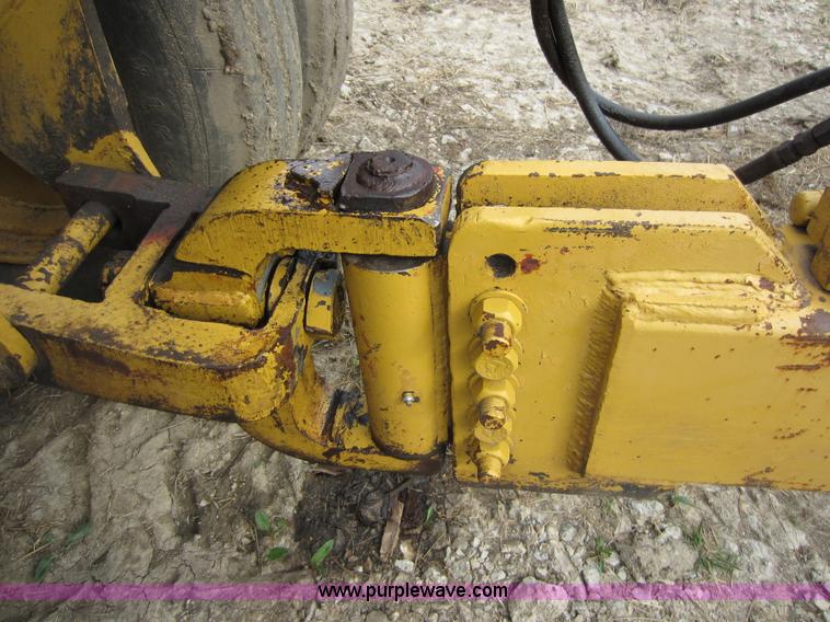 image for item C5360 Reynolds 10C dirt pan