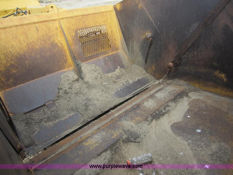 image for item C5360 Reynolds 10C dirt pan