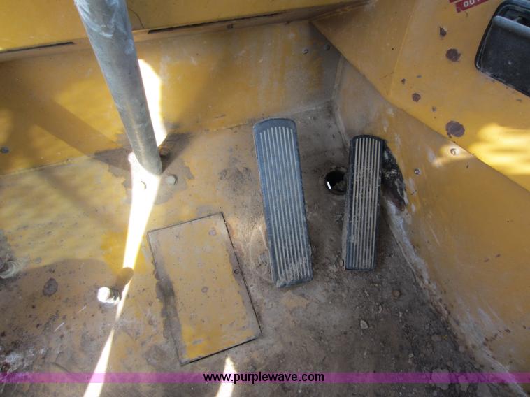 image for item C5364 1989 Komatsu HA270 6x6 articulated haul truck