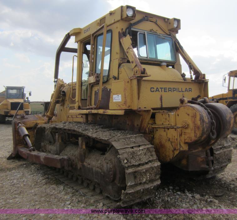 image for item C5367 1970 Caterpillar D7F dozer