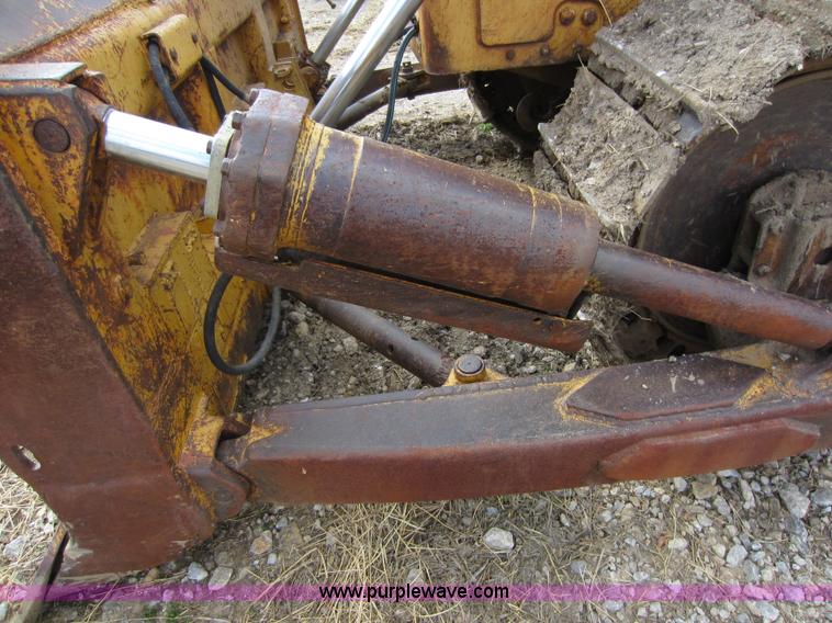 image for item C5367 1970 Caterpillar D7F dozer