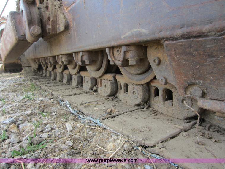 image for item C5367 1970 Caterpillar D7F dozer