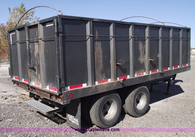 image for item C5713 2004 Fleetneck 16' dump trailer