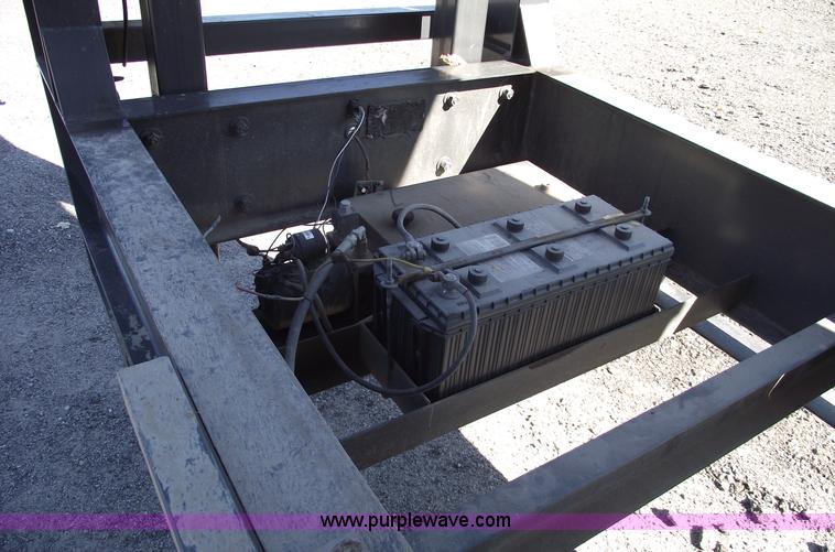 image for item C5713 2004 Fleetneck 16' dump trailer