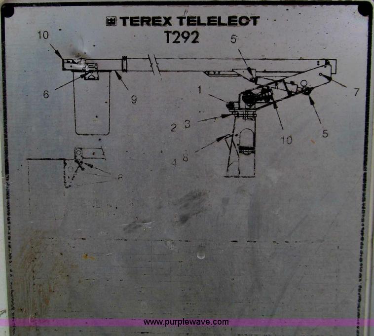 image for item D3053 2000 GMC 3500 bucket truck