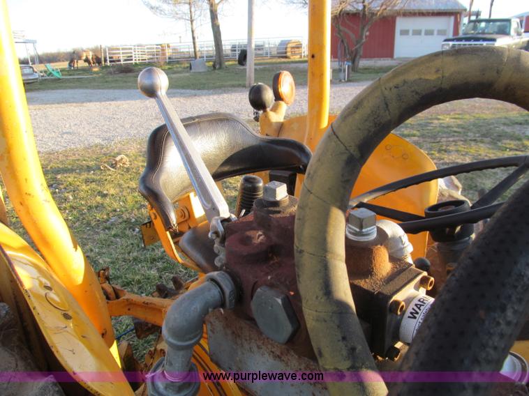 image for item D3063 John Deere 300 tractor