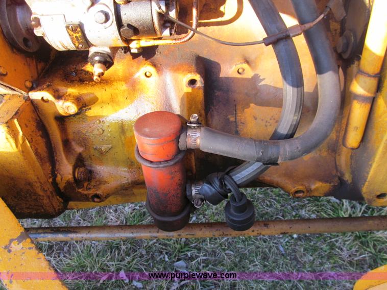 image for item D3063 John Deere 300 tractor