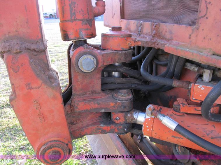 image for item D3064 Ditch Witch R65D trencher