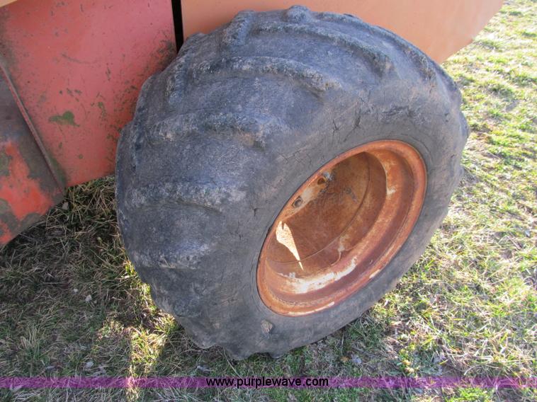 image for item D3064 Ditch Witch R65D trencher