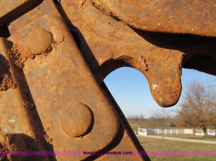 image for item D3064 Ditch Witch R65D trencher