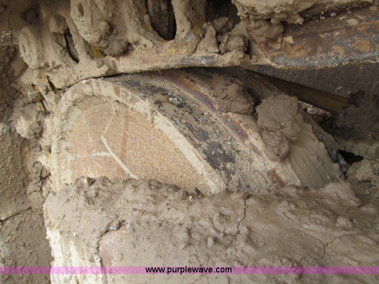 image for item D3102 1999 Caterpillar D6R XL dozer