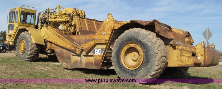 image for item D3104 1994 Caterpillar 621F scraper
