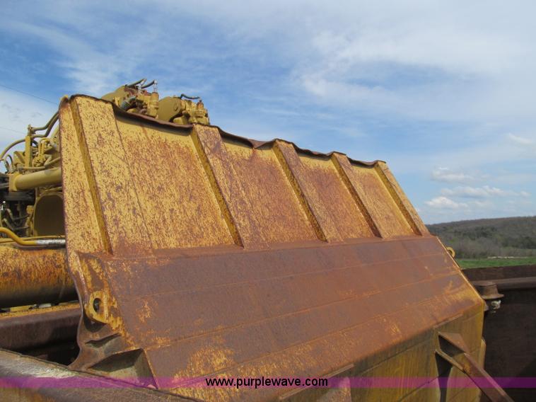image for item D3104 1994 Caterpillar 621F scraper