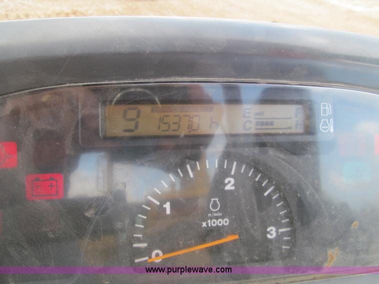 image for item D3106 2005 Kubota L39 MFWD tractor