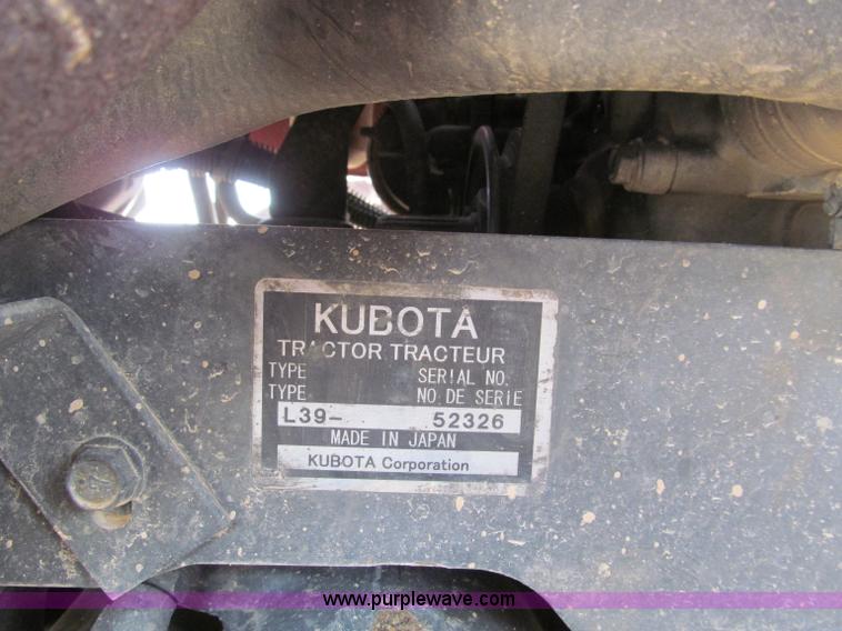 image for item D3106 2005 Kubota L39 MFWD tractor