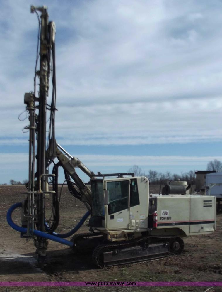 image for item D3501 2004 Atlas Copco ECM585 drilling machine
