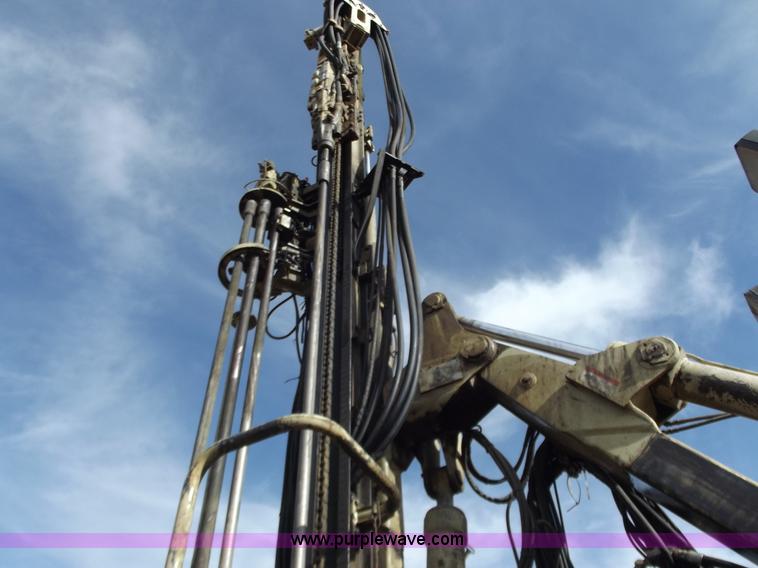 image for item D3501 2004 Atlas Copco ECM585 drilling machine