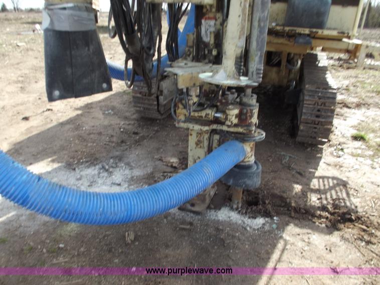 image for item D3501 2004 Atlas Copco ECM585 drilling machine