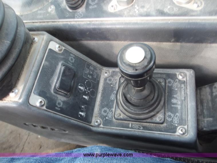 image for item D3501 2004 Atlas Copco ECM585 drilling machine