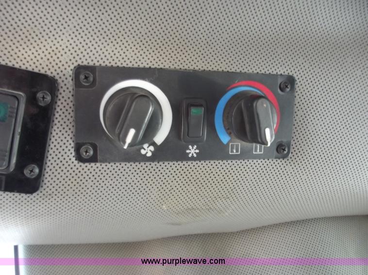 image for item D3501 2004 Atlas Copco ECM585 drilling machine