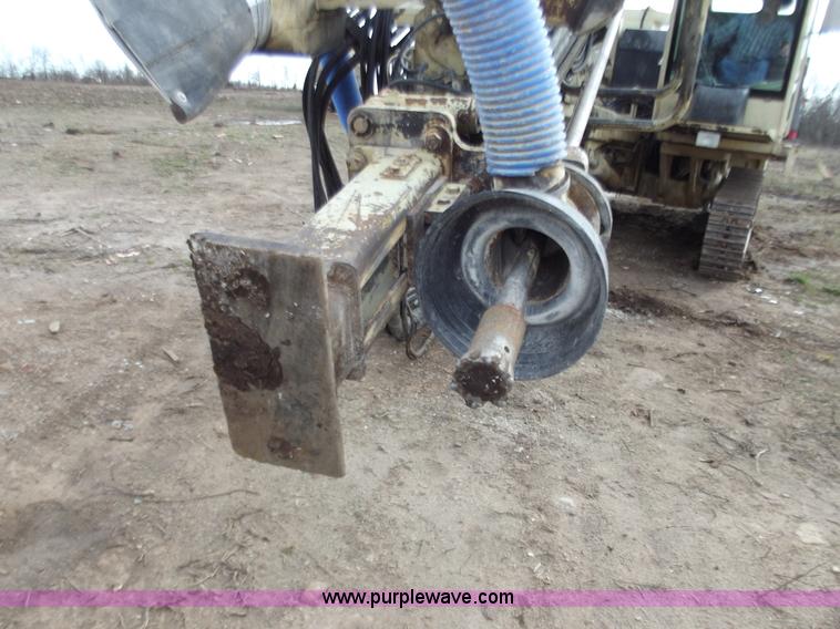 image for item D3501 2004 Atlas Copco ECM585 drilling machine