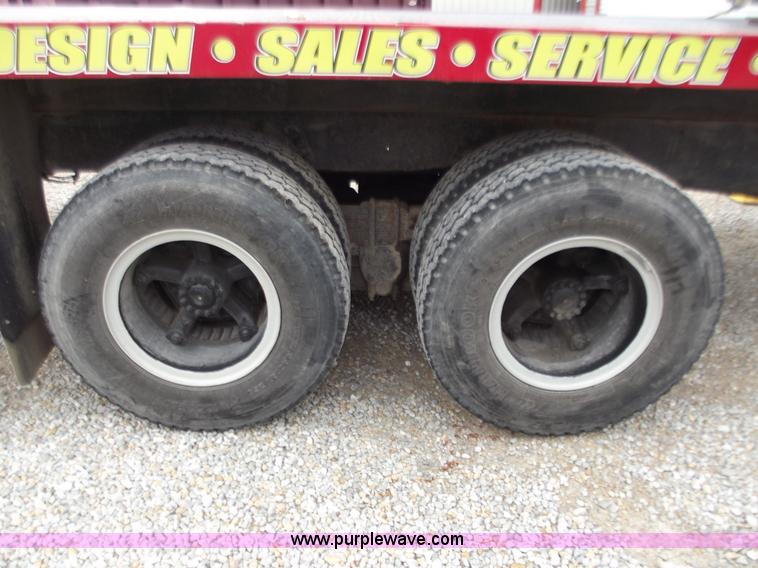 image for item D3504 1979 Ford flatbed truck with crane