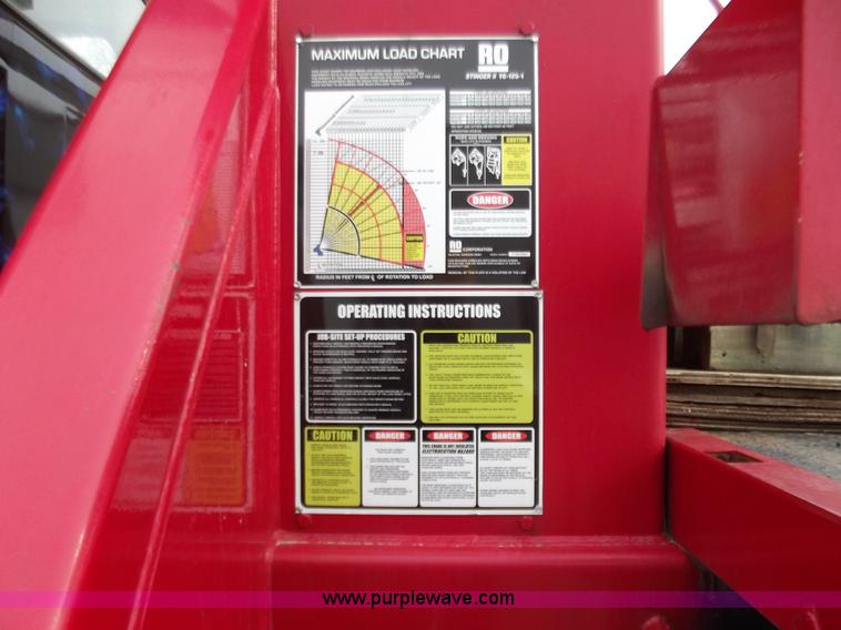 image for item D3504 1979 Ford flatbed truck with crane